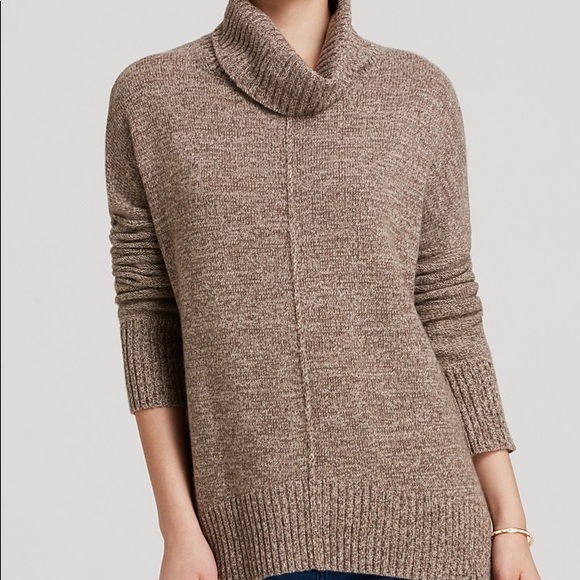 MOVING sale! Bloomingdale’s Aqua 100% cashmere turtleneck - Picture 7 of 7